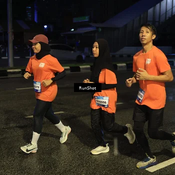 Runner Photo 7889025