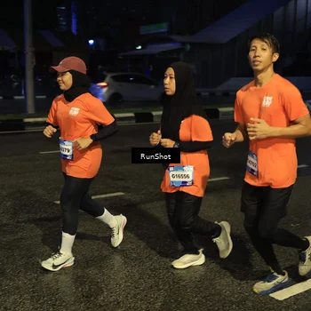 Runner Photo 7889026
