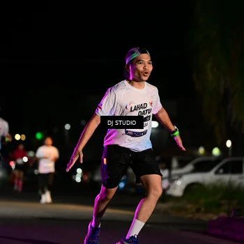 Runner Photo 7889027