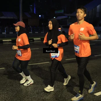 Runner Photo 7889029