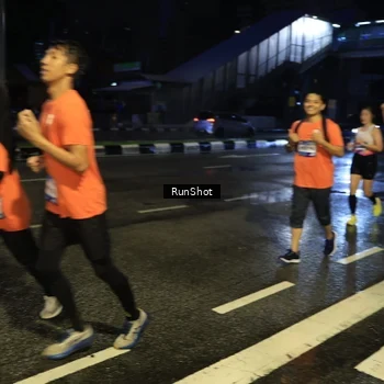 Runner Photo 7889039