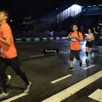 Runner Photo 7889043