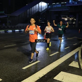 Runner Photo 7889052