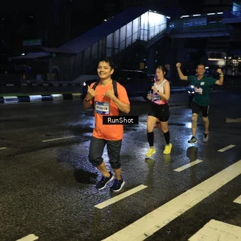 Runner Photo 7889057