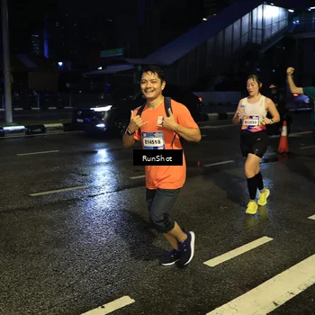Runner Photo 7889066
