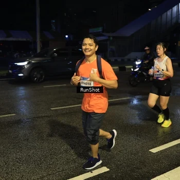Runner Photo 7889074