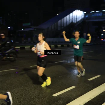 Runner Photo 7889085