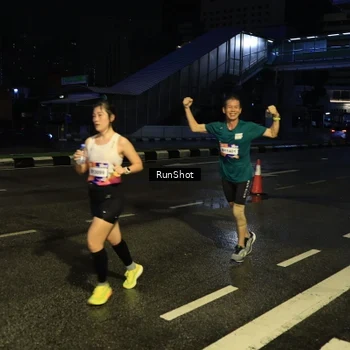 Runner Photo 7889089