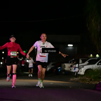 Runner Photo 7889093