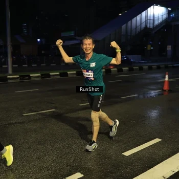 Runner Photo 7889118