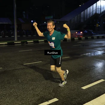 Runner Photo 7889124