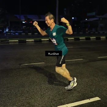 Runner Photo 7889139