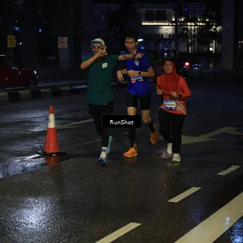 Runner Photo 7889172