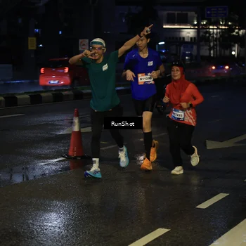 Runner Photo 7889182
