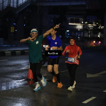 Runner Photo 7889198