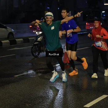 Runner Photo 7889202