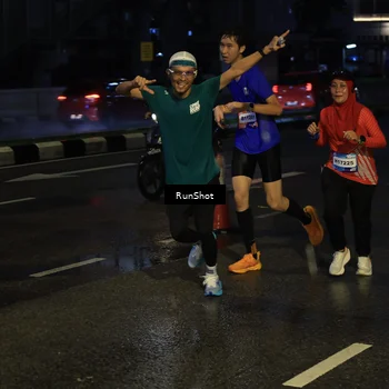Runner Photo 7889208