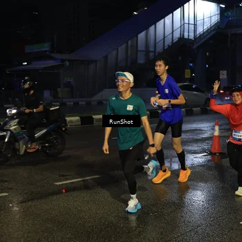 Runner Photo 7889211