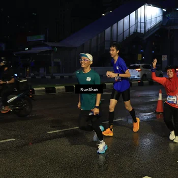 Runner Photo 7889216