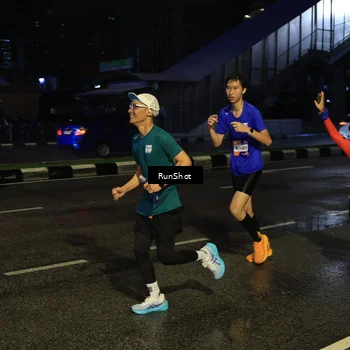 Runner Photo 7889224