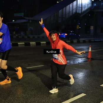 Runner Photo 7889243