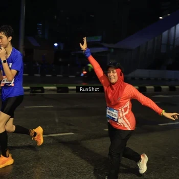 Runner Photo 7889253