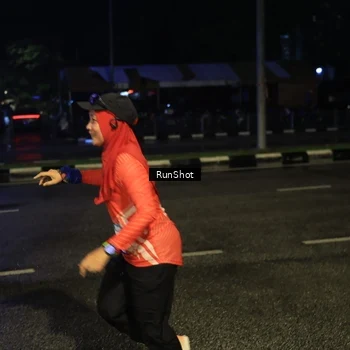 Runner Photo 7889275