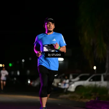 Runner Photo 7889279