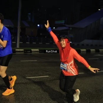 Runner Photo 7889293