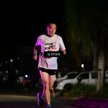 Runner Photo 7889298