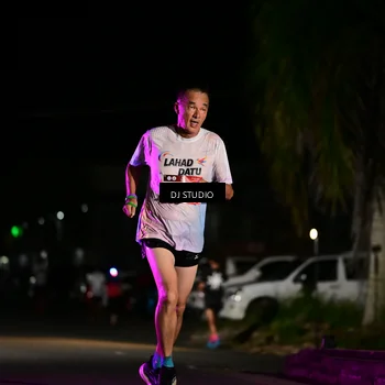 Runner Photo 7889302