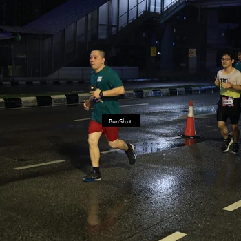 Runner Photo 7889313