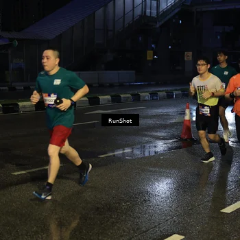 Runner Photo 7889320