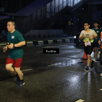 Runner Photo 7889322