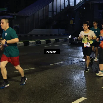 Runner Photo 7889324