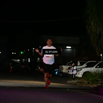 Runner Photo 7889329