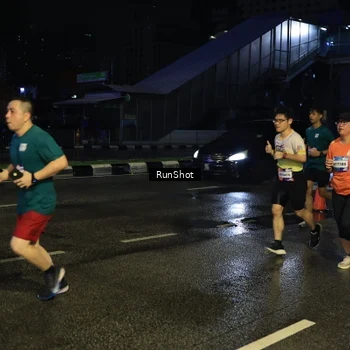 Runner Photo 7889334