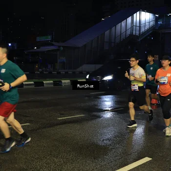 Runner Photo 7889337