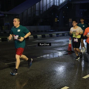 Runner Photo 7889339