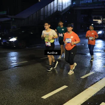 Runner Photo 7889340