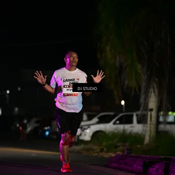 Runner Photo 7889341