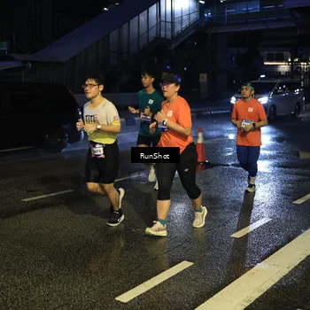 Runner Photo 7889345