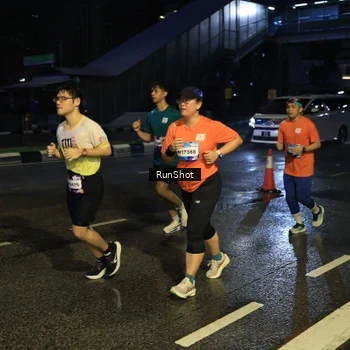 Runner Photo 7889356