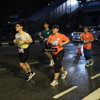 Runner Photo 7889358