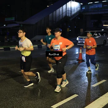 Runner Photo 7889359