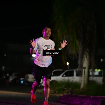 Runner Photo 7889361