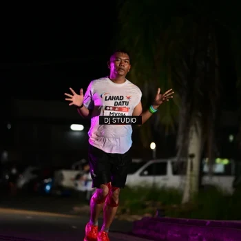 Runner Photo 7889374