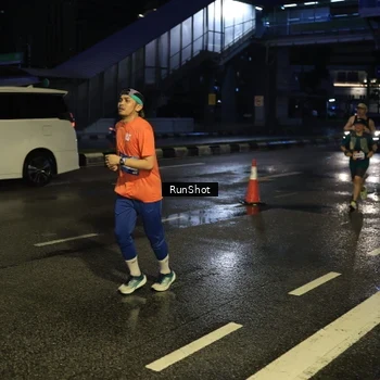 Runner Photo 7889386