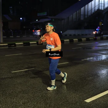 Runner Photo 7889398