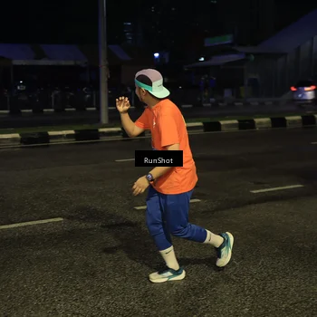 Runner Photo 7889415